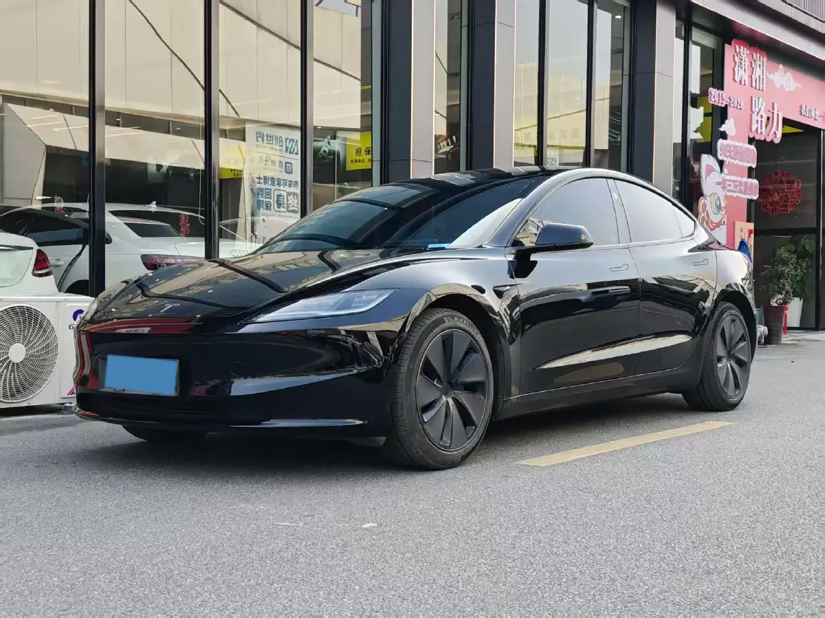 2023 Tesla Model 3 BEV 60KWH