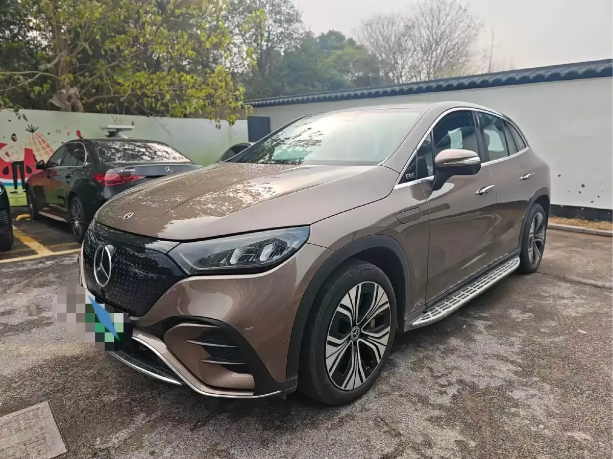2023 Mercedes-Benz EQE SUV BEV 96.1KWH,autocango,china used car exporter,china ev exporter,chinese used car exporter,chinese used ev exporter