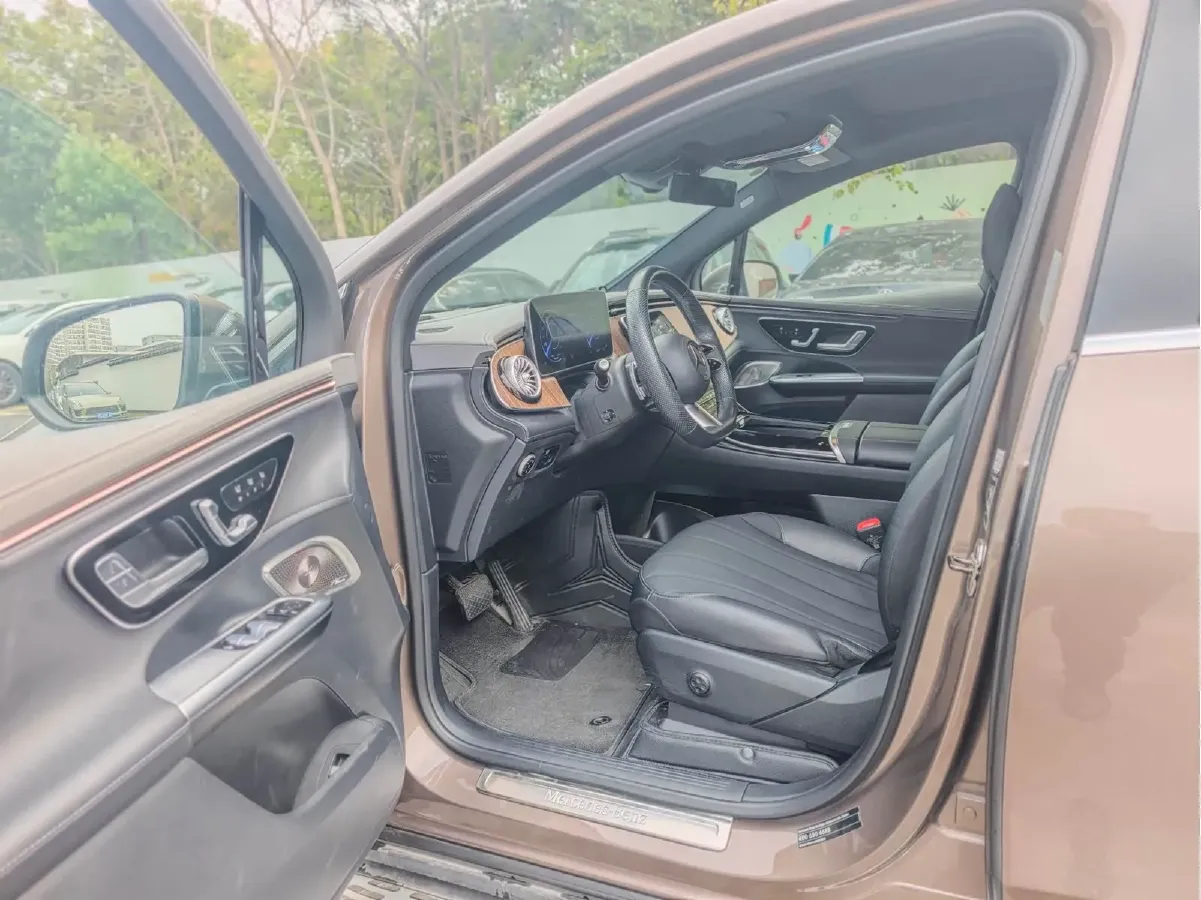 2023 Mercedes-Benz EQE SUV BEV 96.1KWH,autocango,china used car exporter,china ev exporter,chinese used car exporter,chinese used ev exporter