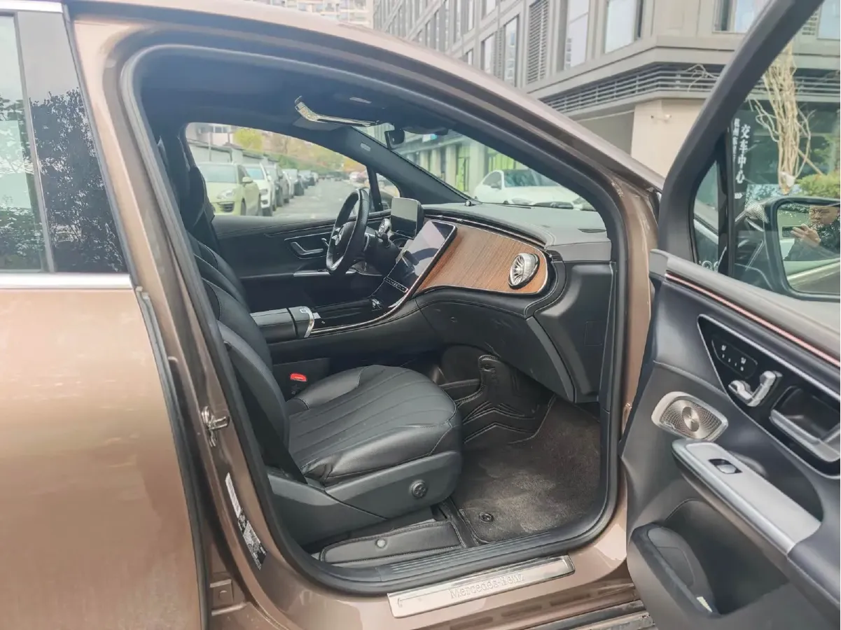 2023 Mercedes-Benz EQE SUV BEV 96.1KWH,autocango,china used car exporter,china ev exporter,chinese used car exporter,chinese used ev exporter