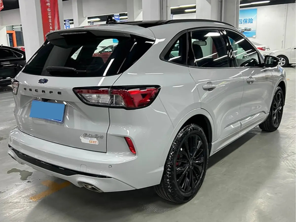 2024 Ford Escape 2.0T 248HP L4 8AT,autocango,china used car exporter,china ev exporter,chinese used car exporter,chinese used ev exporter