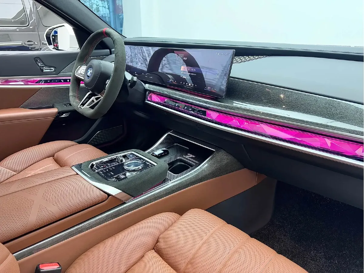 2023 BMW i7 BEV 101.7KWH,autocango,china used car exporter,china ev exporter,chinese used car exporter,chinese used ev exporter