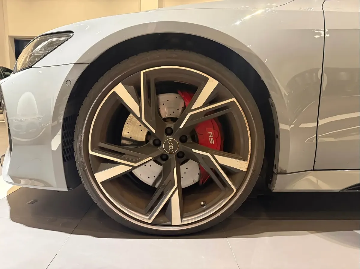 2024 Audi RS 7 4.0T 630HP V8 8AT,autocango,china used car exporter,china ev exporter,chinese used car exporter,chinese used ev exporter