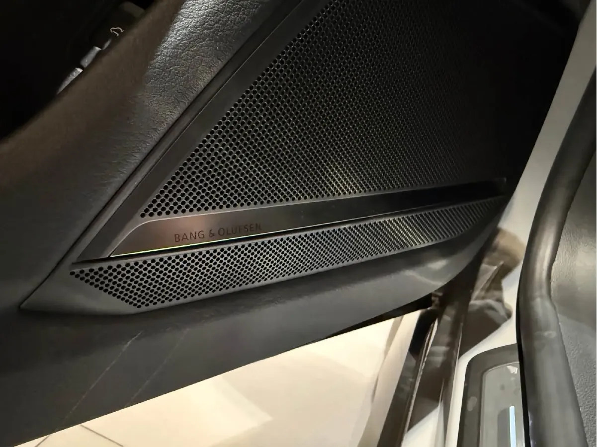 2024 Audi RS 7 4.0T 630HP V8 8AT,autocango,china used car exporter,china ev exporter,chinese used car exporter,chinese used ev exporter