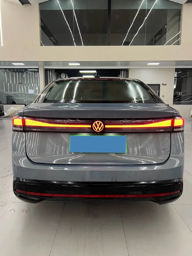 2024 Volkswagen ID.7 Vizzion BEV 84.8KWH,autocango,china used car exporter,china ev exporter,chinese used car exporter,chinese used ev exporter