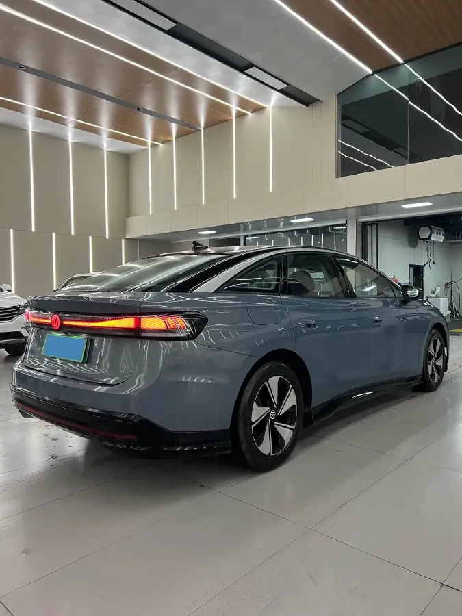 2024 Volkswagen ID.7 Vizzion BEV 84.8KWH,autocango,china used car exporter,china ev exporter,chinese used car exporter,chinese used ev exporter