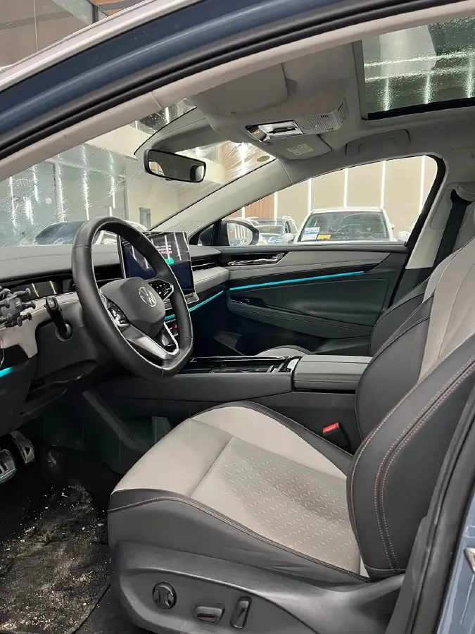 2024 Volkswagen ID.7 Vizzion BEV 84.8KWH,autocango,china used car exporter,china ev exporter,chinese used car exporter,chinese used ev exporter