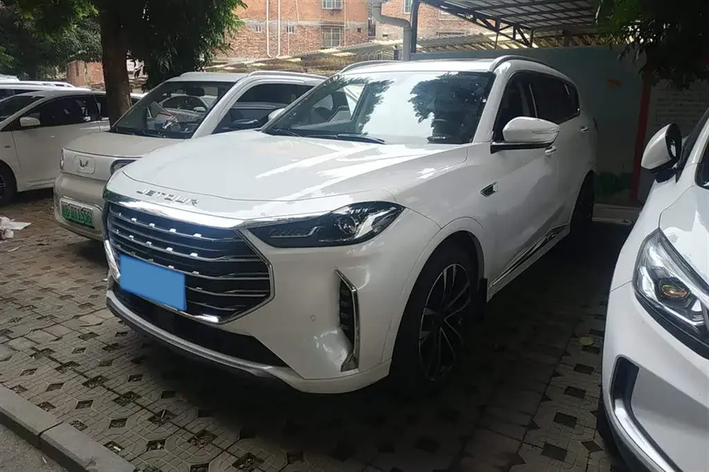 2021 Jetour X70 Plus 1.6T 197HP L4 7DCT