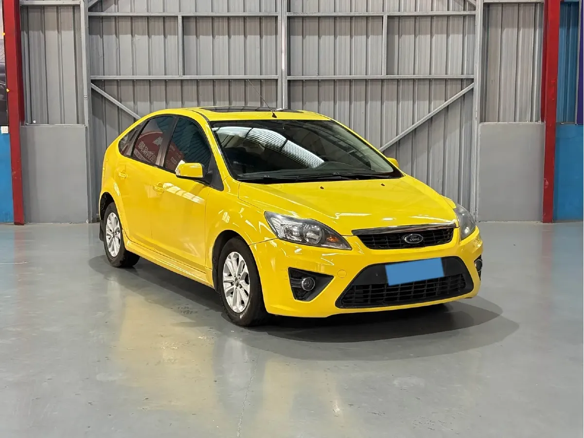 2011 Ford Focus 1.8L 124HP L4 4AT,autocango,china used car exporter,china ev exporter,chinese used car exporter,chinese used ev exporter