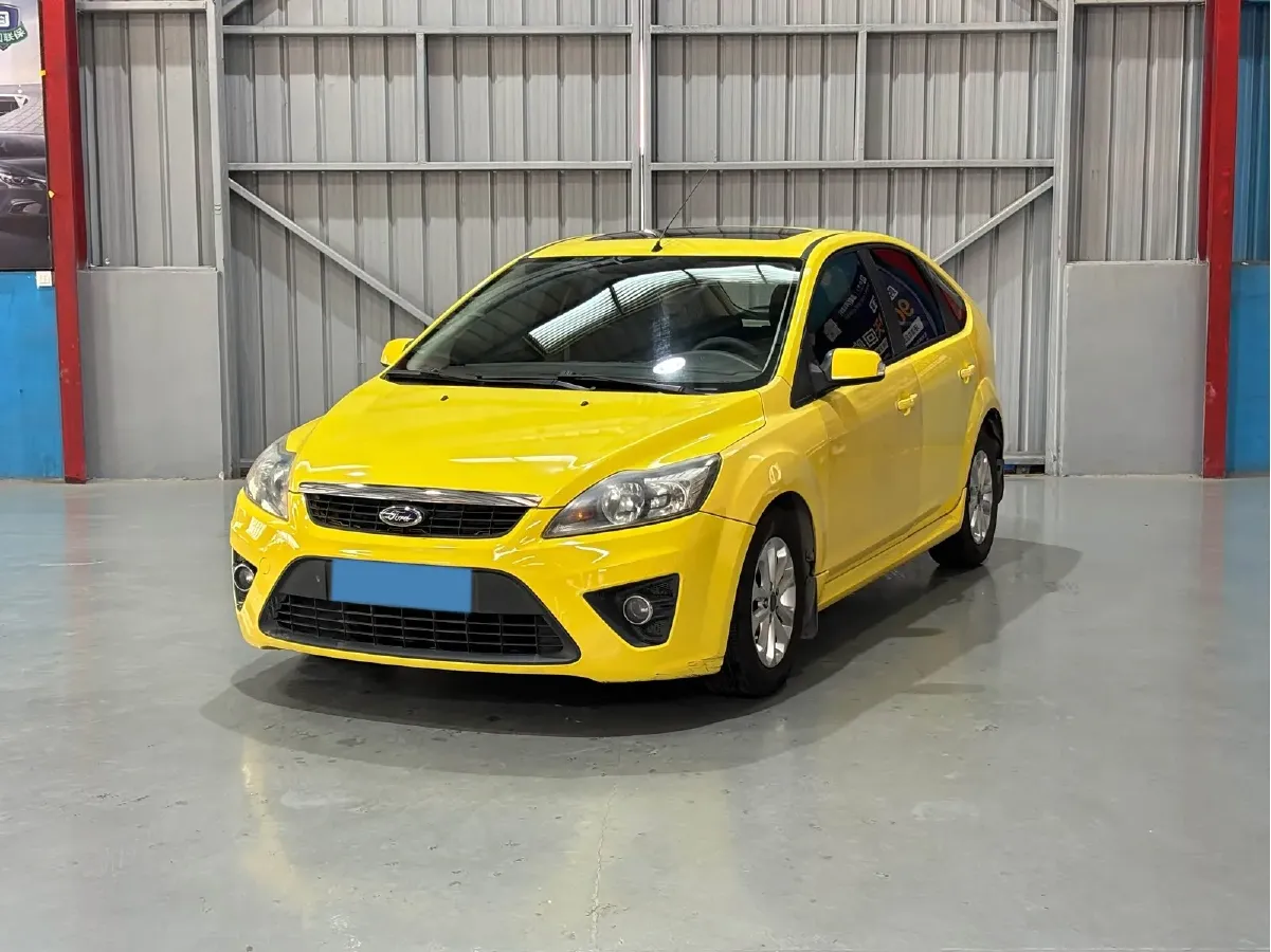 2011 Ford Focus 1.8L 124HP L4 4AT,autocango,china used car exporter,china ev exporter,chinese used car exporter,chinese used ev exporter