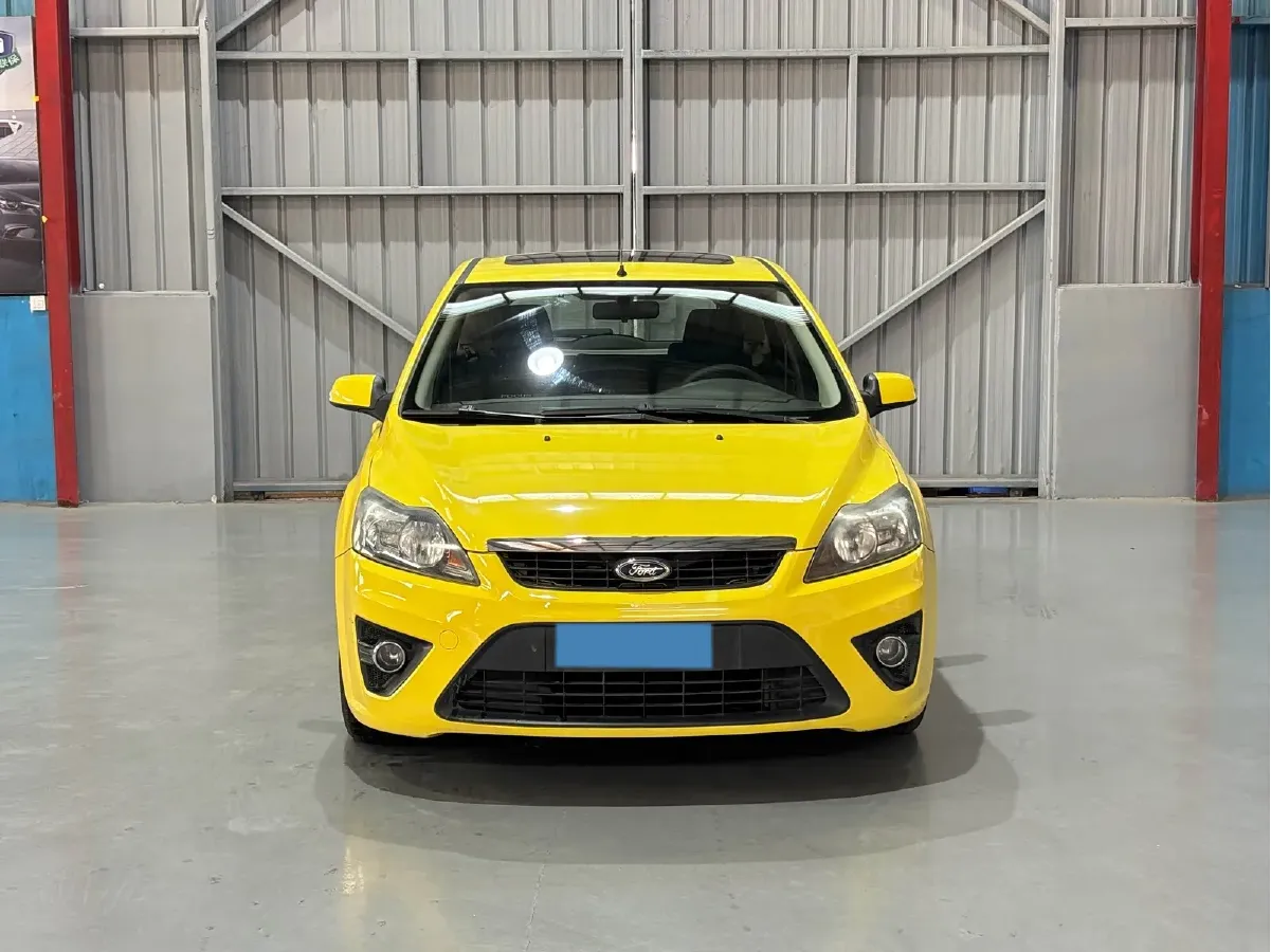 2011 Ford Focus 1.8L 124HP L4 4AT,autocango,china used car exporter,china ev exporter,chinese used car exporter,chinese used ev exporter