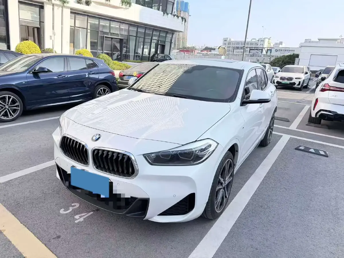 2021 BMW X2 2.0T 192HP L4 7DCT