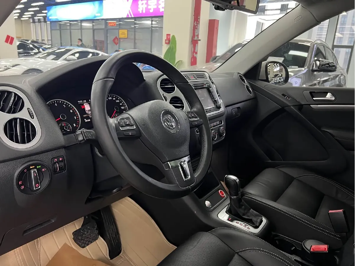 2016 Volkswagen Tiguan 1.8T 160HP L4 6AT,autocango,china used car exporter,china ev exporter,chinese used car exporter,chinese used ev exporter
