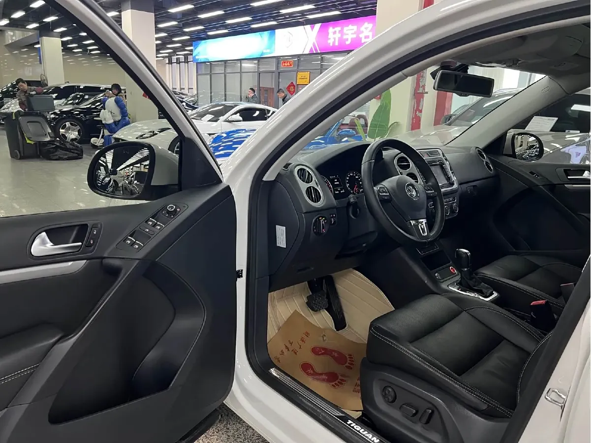 2016 Volkswagen Tiguan 1.8T 160HP L4 6AT,autocango,china used car exporter,china ev exporter,chinese used car exporter,chinese used ev exporter