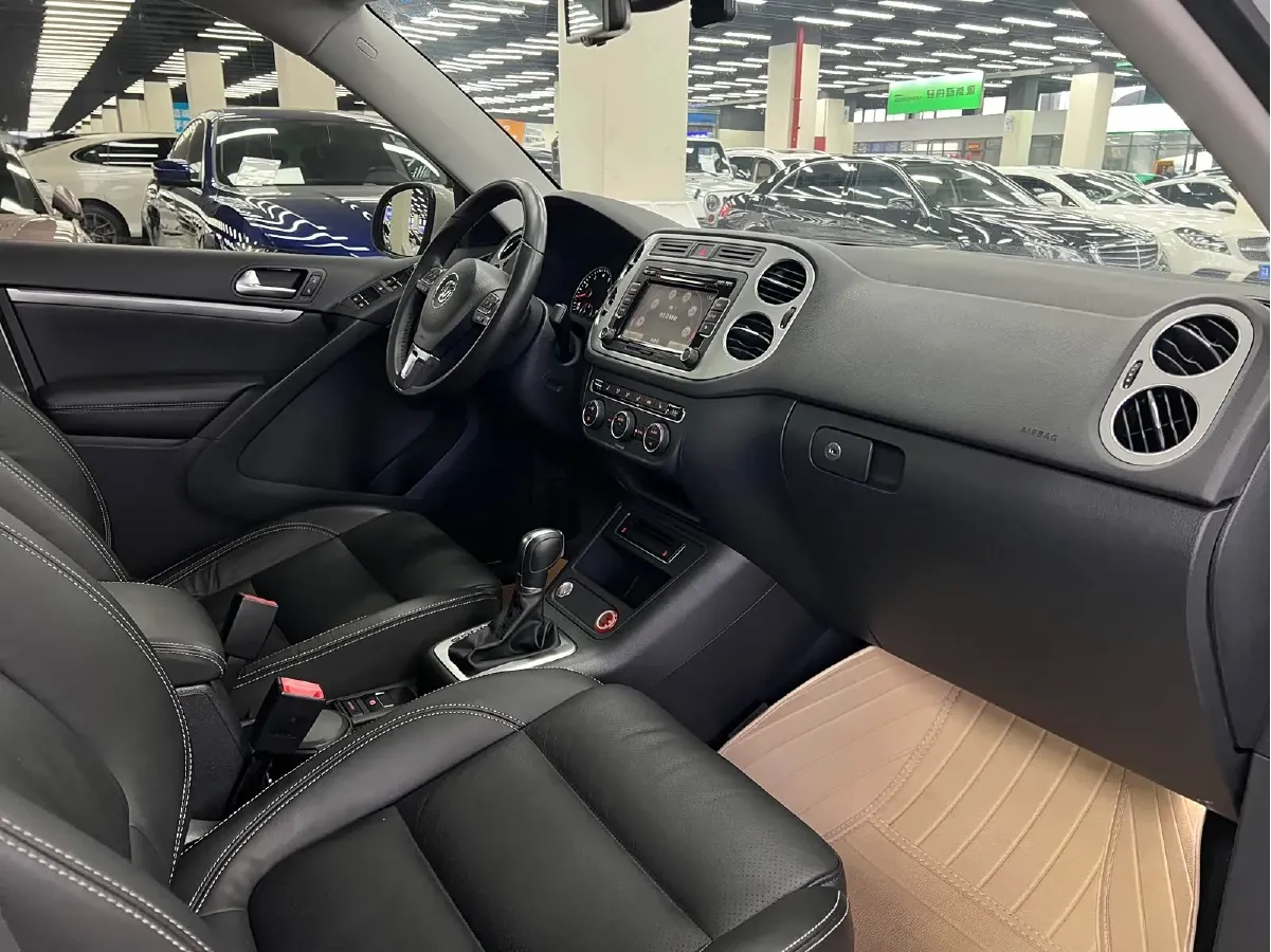 2016 Volkswagen Tiguan 1.8T 160HP L4 6AT,autocango,china used car exporter,china ev exporter,chinese used car exporter,chinese used ev exporter
