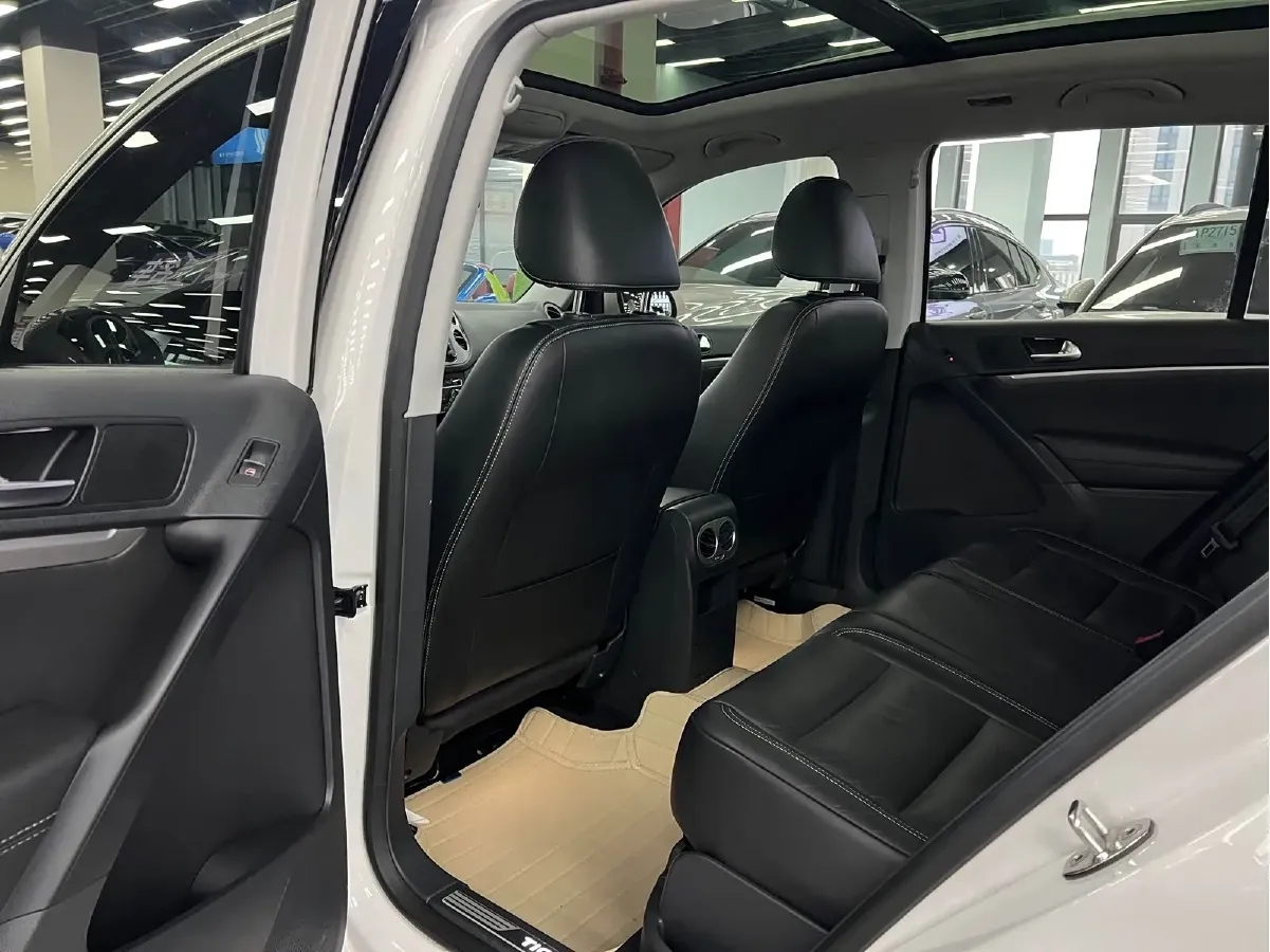 2016 Volkswagen Tiguan 1.8T 160HP L4 6AT,autocango,china used car exporter,china ev exporter,chinese used car exporter,chinese used ev exporter