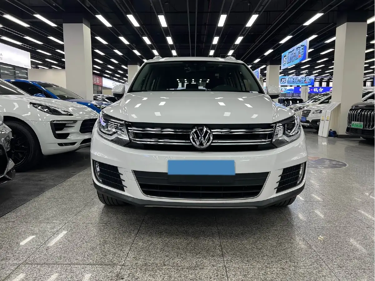 2016 Volkswagen Tiguan 1.8T 160HP L4 6AT