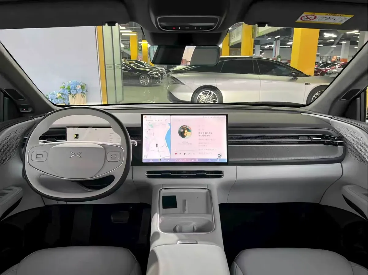 2025 Xpeng G6 BEV 68.5KWH,autocango,china used car exporter,china ev exporter,chinese used car exporter,chinese used ev exporter