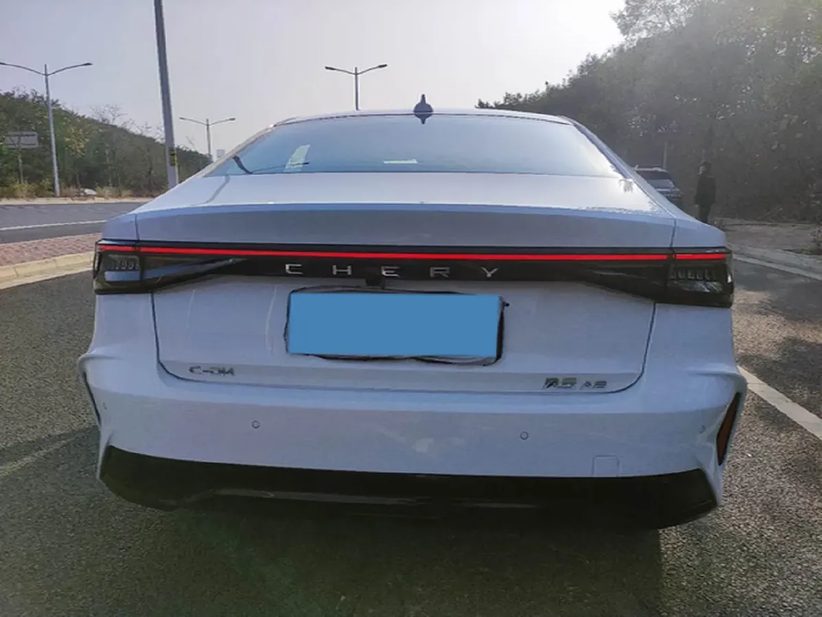 2024 Fulwin FulwinA8 1.5T 156HP L4 1DHT PHEV 18.3KWH,autocango,china used car exporter,china ev exporter,chinese used car exporter,chinese used ev exporter