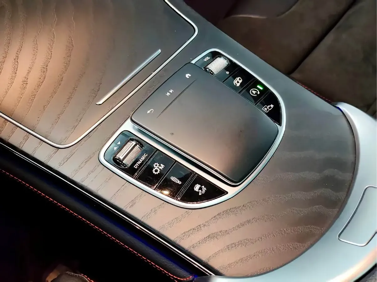 2024 Mercedes-Benz EQE SUV BEV 93.2KWH,autocango,china used car exporter,china ev exporter,chinese used car exporter,chinese used ev exporter