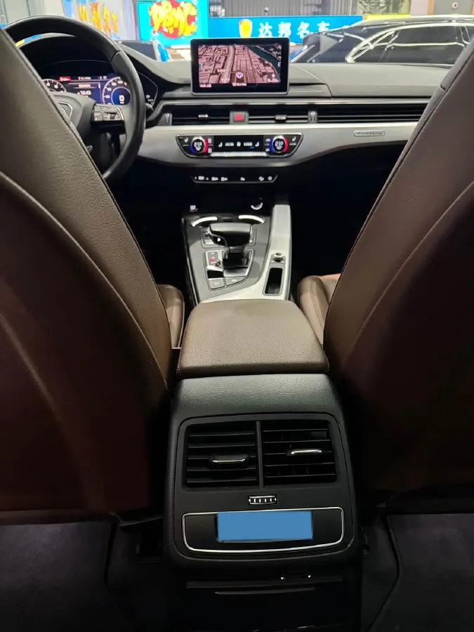 2017 Audi A4 2.0T 252HP L4 7DCT,autocango,china used car exporter,china ev exporter,chinese used car exporter,chinese used ev exporter