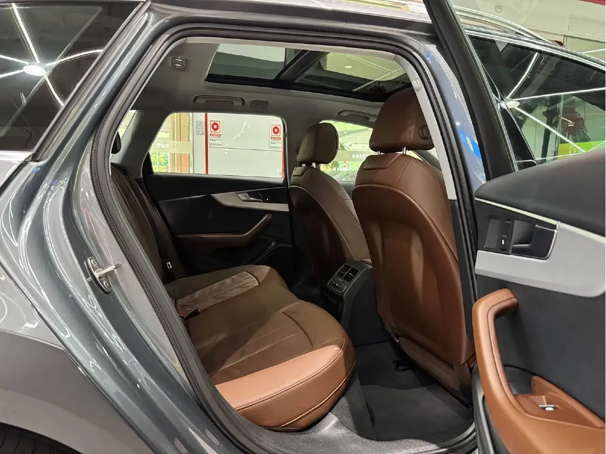 2017 Audi A4 2.0T 252HP L4 7DCT,autocango,china used car exporter,china ev exporter,chinese used car exporter,chinese used ev exporter