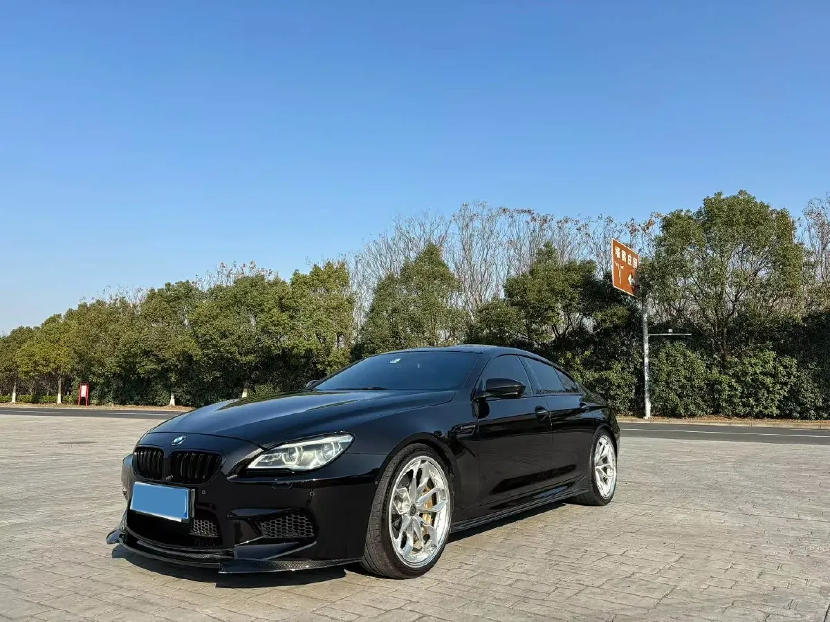 2015 BMW M6 4.4T 560HP V8 7DCT,autocango,china used car exporter,china ev exporter,chinese used car exporter,chinese used ev exporter