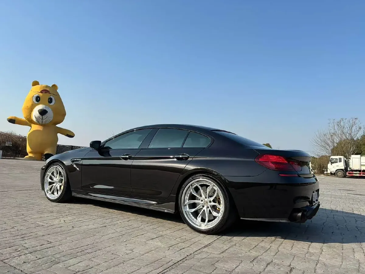 2015 BMW M6 4.4T 560HP V8 7DCT,autocango,china used car exporter,china ev exporter,chinese used car exporter,chinese used ev exporter