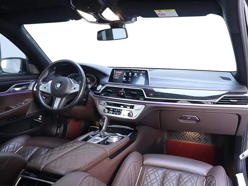 2019 BMW 7 Series 3.0T 340HP L6 8AT,autocango,china used car exporter,china ev exporter,chinese used car exporter,chinese used ev exporter