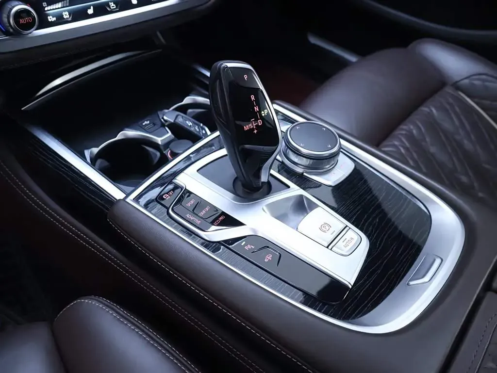 2019 BMW 7 Series 3.0T 340HP L6 8AT,autocango,china used car exporter,china ev exporter,chinese used car exporter,chinese used ev exporter