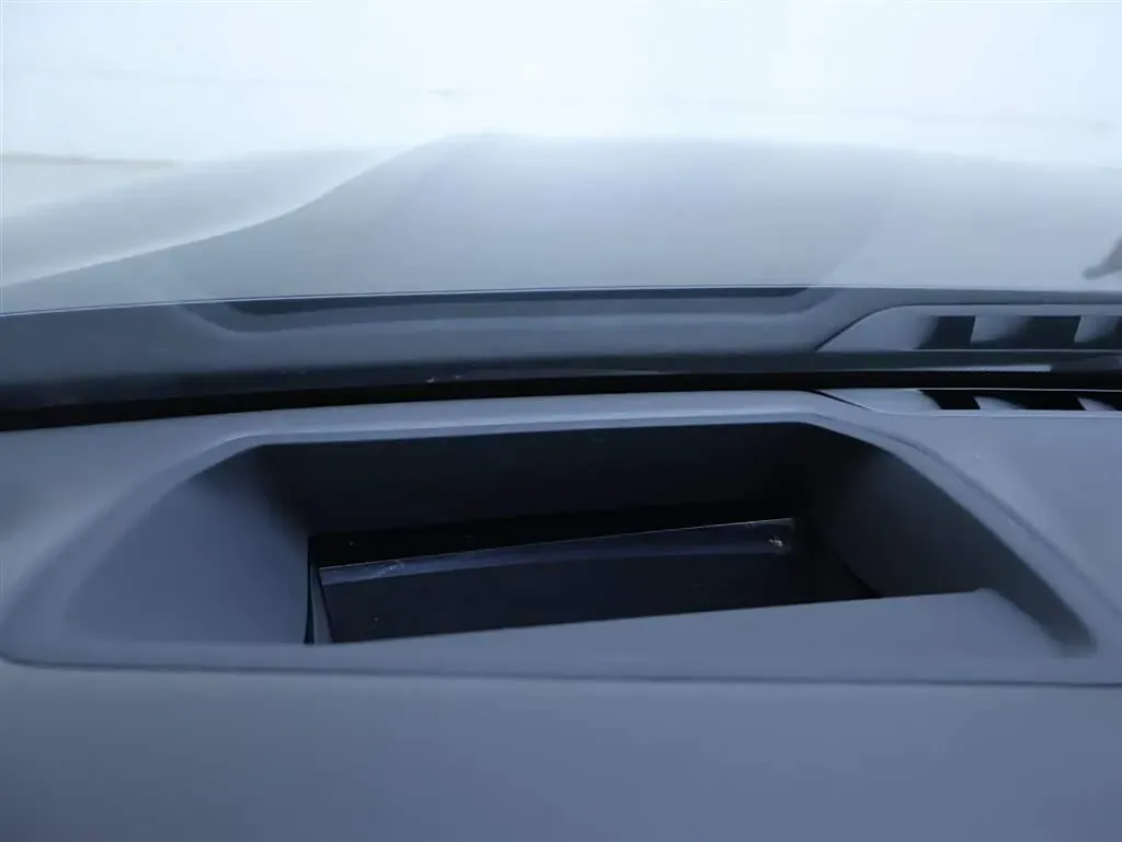 2019 BMW 7 Series 3.0T 340HP L6 8AT,autocango,china used car exporter,china ev exporter,chinese used car exporter,chinese used ev exporter