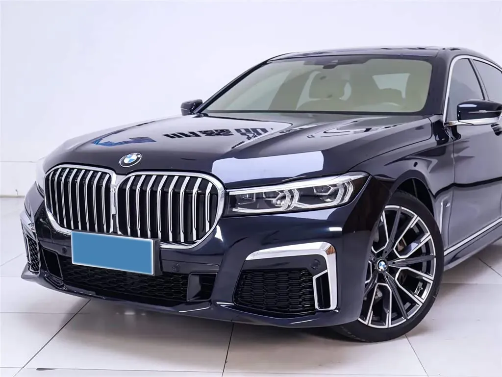 2019 BMW 7 Series 3.0T 340HP L6 8AT,autocango,china used car exporter,china ev exporter,chinese used car exporter,chinese used ev exporter