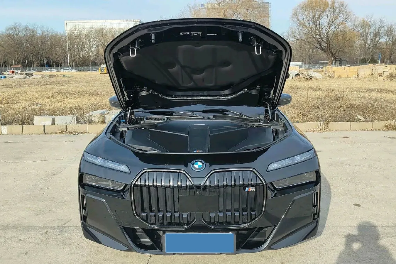 2023 BMW BEV 101.7KWH,autocango,china used car exporter,china ev exporter,chinese used car exporter,chinese used ev exporter