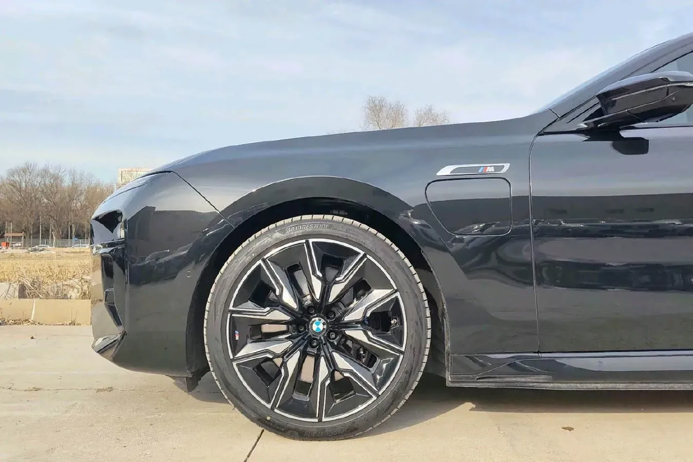 2023 BMW BEV 101.7KWH,autocango,china used car exporter,china ev exporter,chinese used car exporter,chinese used ev exporter