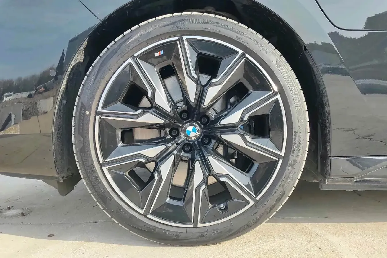 2023 BMW BEV 101.7KWH,autocango,china used car exporter,china ev exporter,chinese used car exporter,chinese used ev exporter