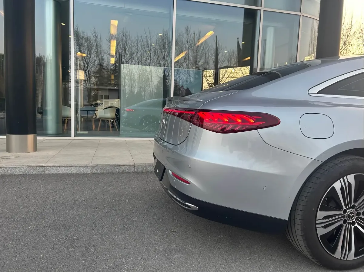 2023 Mercedes-Benz EQS Class BEV 111.8KWH,autocango,china used car exporter,china ev exporter,chinese used car exporter,chinese used ev exporter