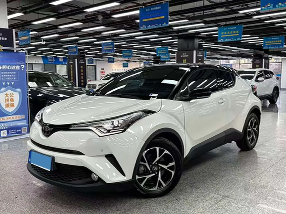 2018 Toyota C-HR 2.0L 171HP L4 CVT