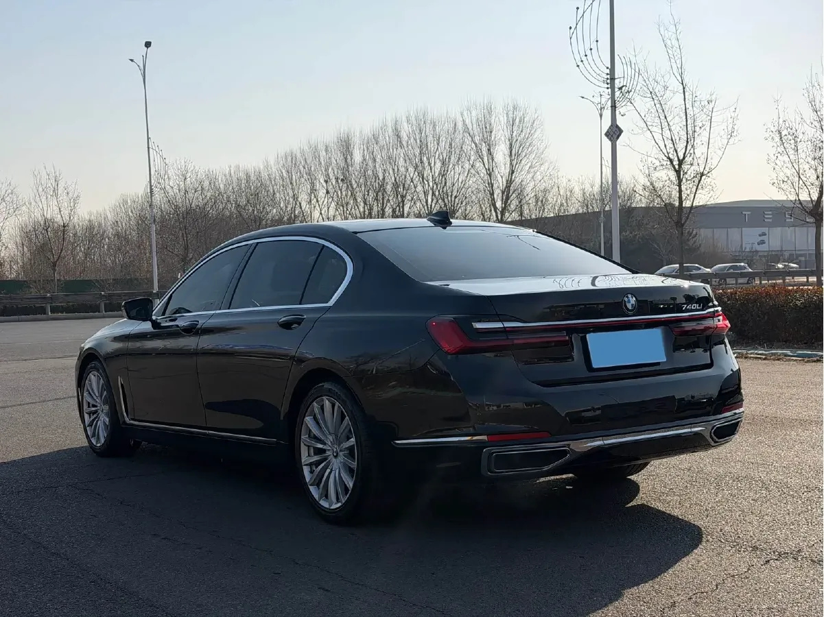 2019 BMW 7 Series 2.0T 265HP L4 8AT,autocango,china used car exporter,china ev exporter,chinese used car exporter,chinese used ev exporter