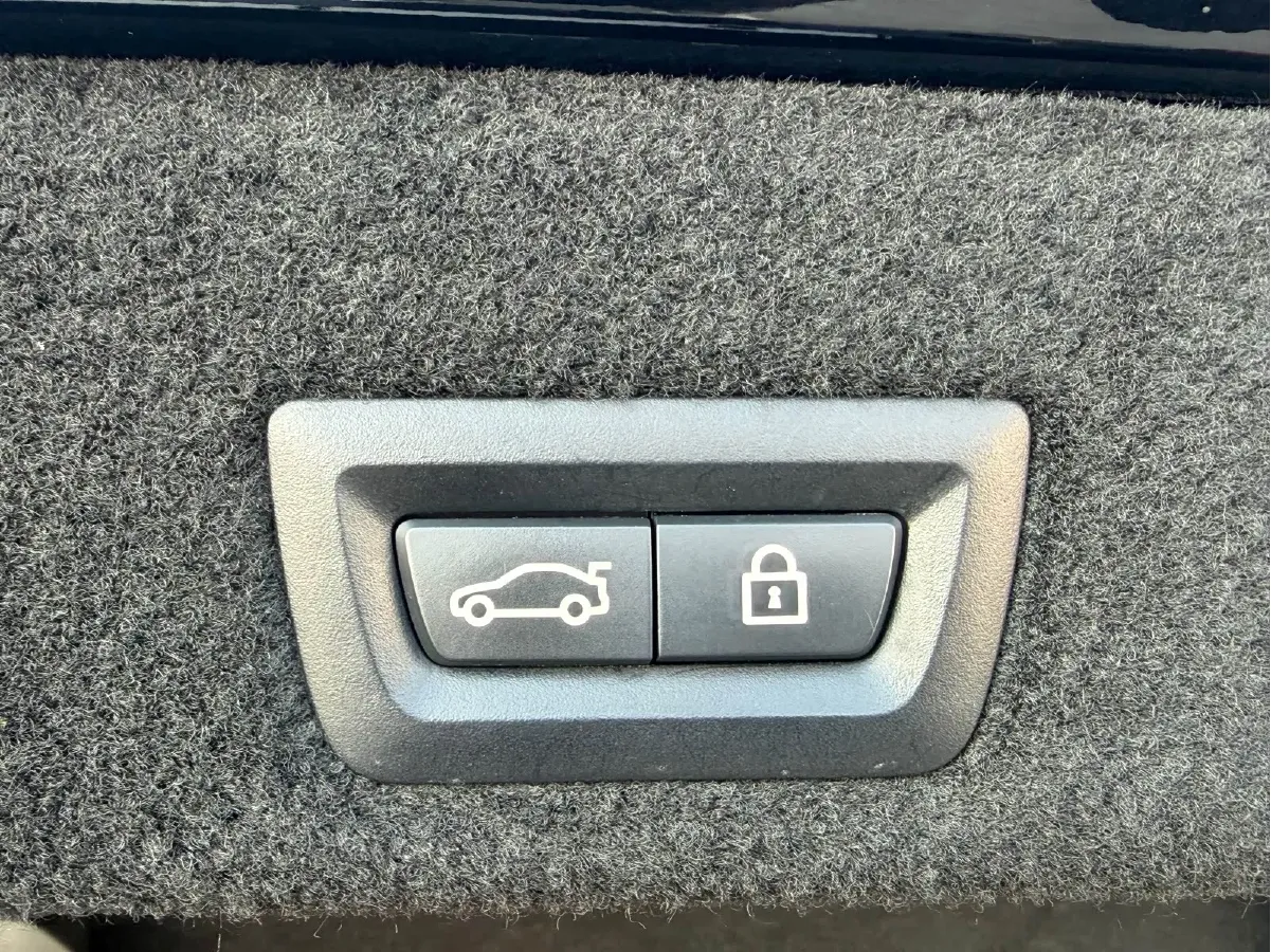 2019 BMW 7 Series 2.0T 265HP L4 8AT,autocango,china used car exporter,china ev exporter,chinese used car exporter,chinese used ev exporter