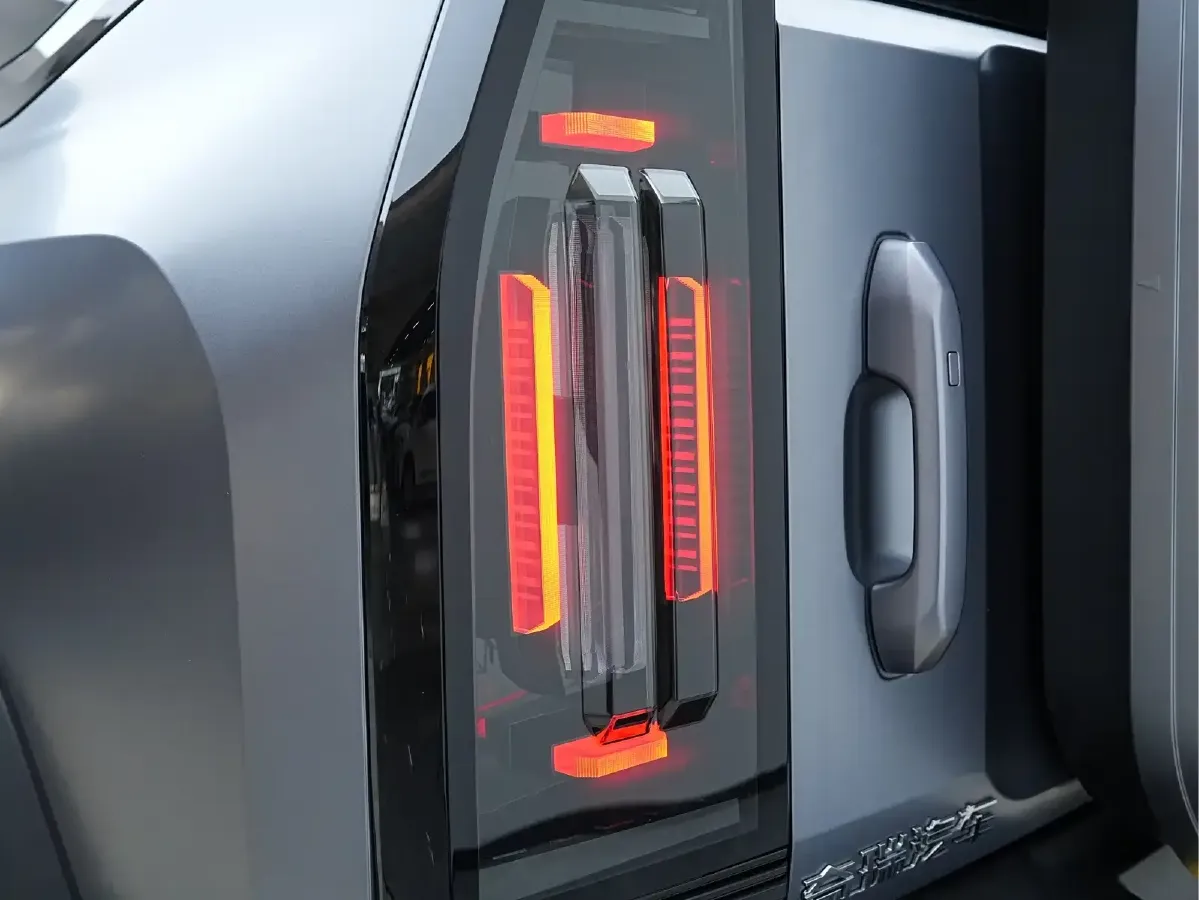 2024 Jetour ShanHai TravellerC-DM 1.5T 156HP L4 3DHT PHEV 26.7KWH,autocango,china used car exporter,china ev exporter,chinese used car exporter,chinese used ev exporter