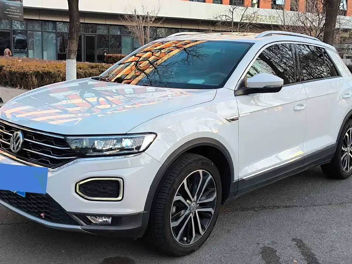 2019 Volkswagen T-Roc 1.4T 150HP L4 7DCT