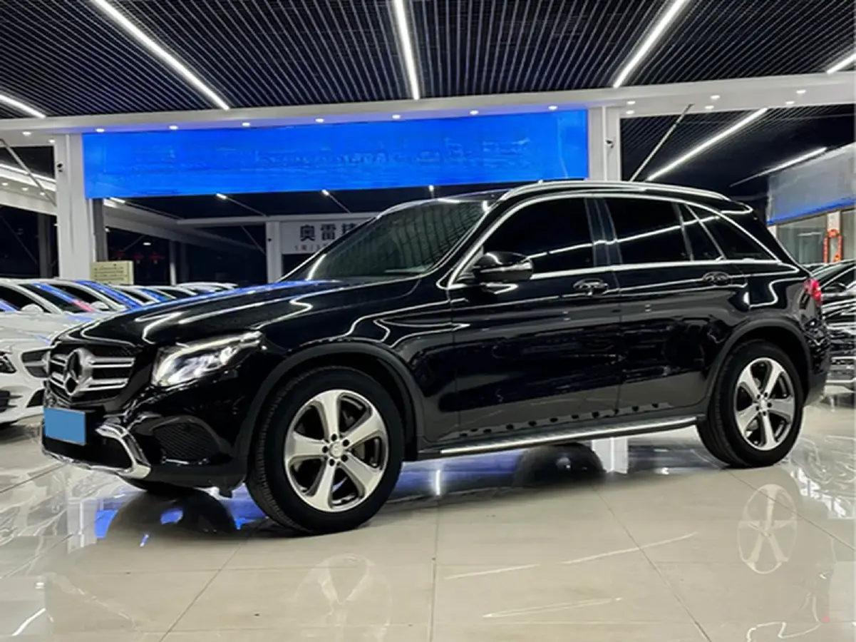 2016 Mercedes-Benz GLC Class 2.0T 211HP L4 9AT