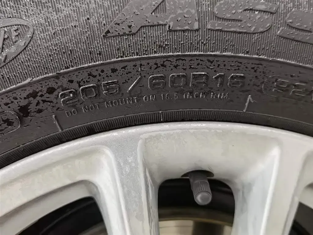 2015 Ford Focus 1.6L 125HP L4 6DCT,autocango,china used car exporter,china ev exporter,chinese used car exporter,chinese used ev exporter