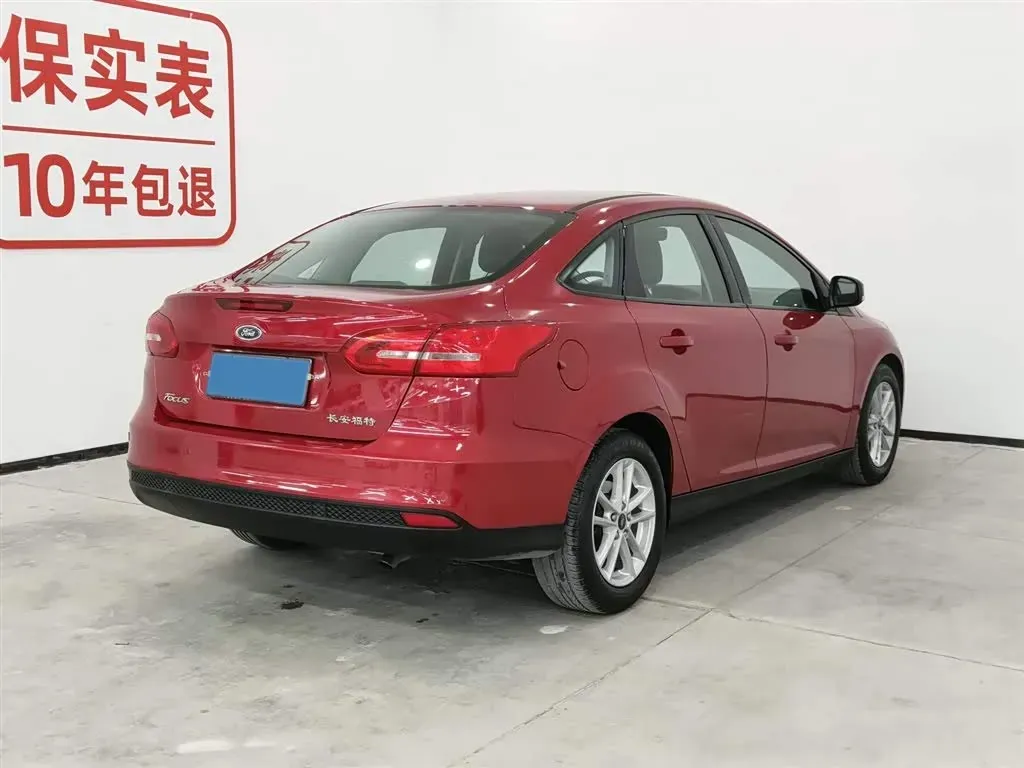 2015 Ford Focus 1.6L 125HP L4 6DCT,autocango,china used car exporter,china ev exporter,chinese used car exporter,chinese used ev exporter