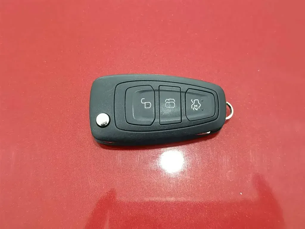 2015 Ford Focus 1.6L 125HP L4 6DCT,autocango,china used car exporter,china ev exporter,chinese used car exporter,chinese used ev exporter