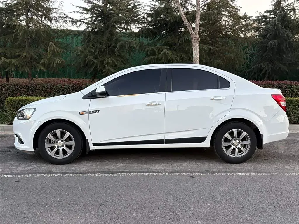 2014 Chevrolet Aveo 1.4L 103HP L4 5MT,autocango,china used car exporter,china ev exporter,chinese used car exporter,chinese used ev exporter