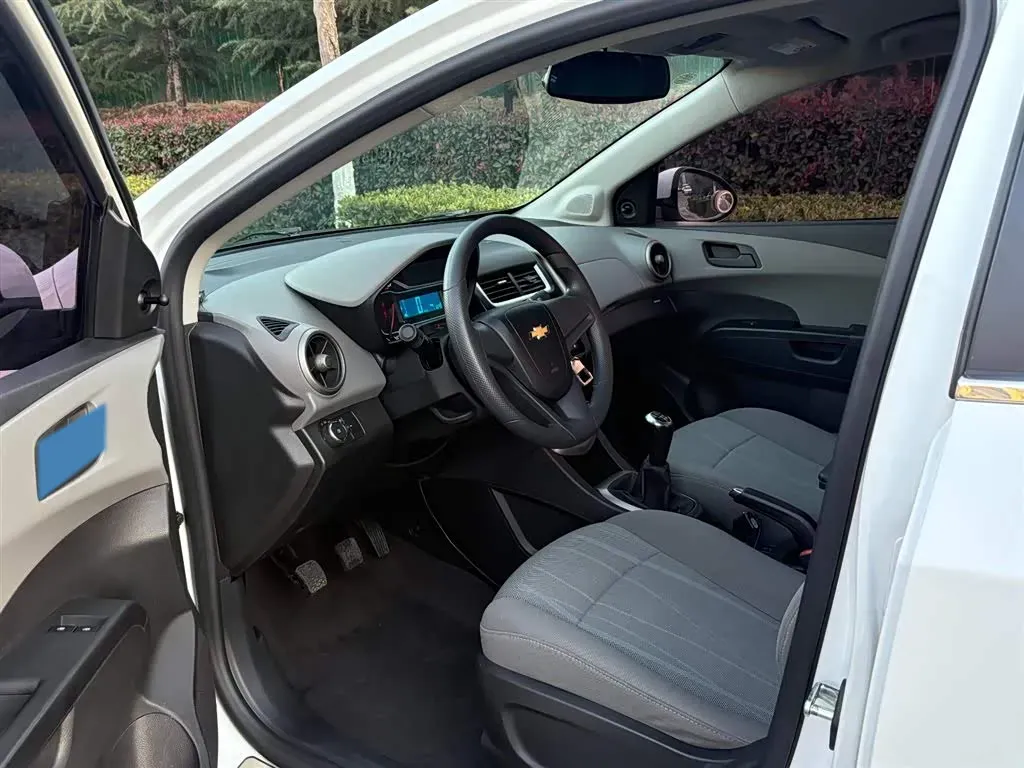 2014 Chevrolet Aveo 1.4L 103HP L4 5MT,autocango,china used car exporter,china ev exporter,chinese used car exporter,chinese used ev exporter