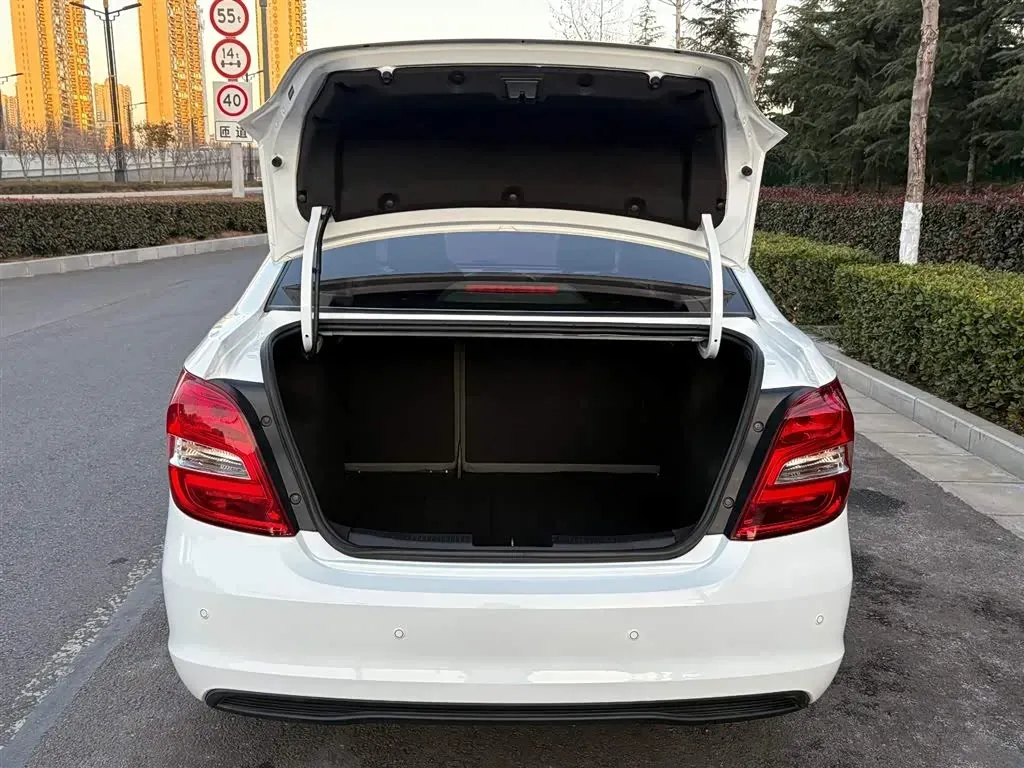 2014 Chevrolet Aveo 1.4L 103HP L4 5MT,autocango,china used car exporter,china ev exporter,chinese used car exporter,chinese used ev exporter