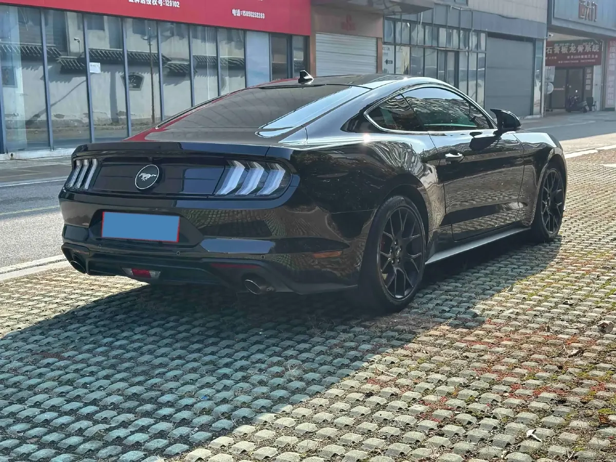 2021 Ford Mustang 2.3T 299HP L4 10AT,autocango,china used car exporter,china ev exporter,chinese used car exporter,chinese used ev exporter