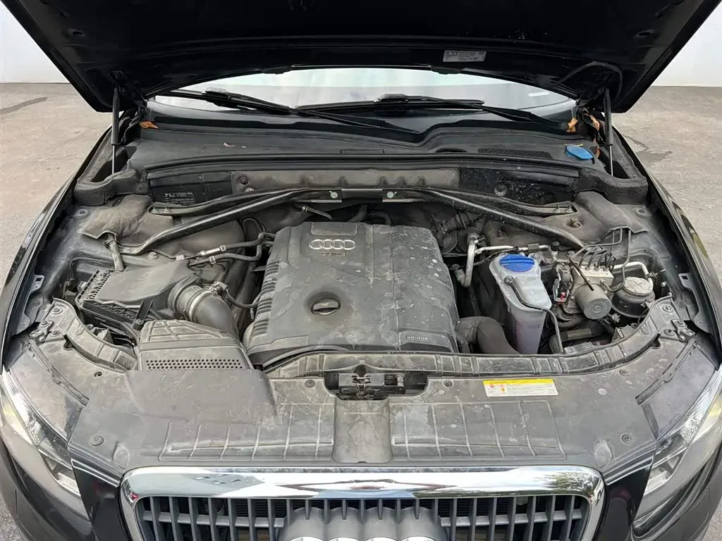 2012 Audi Q5 2.0T 211HP L4 8AT,autocango,china used car exporter,china ev exporter,chinese used car exporter,chinese used ev exporter